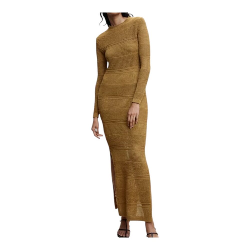 CT2006 MNG Knitted Dress with Open Back XL
